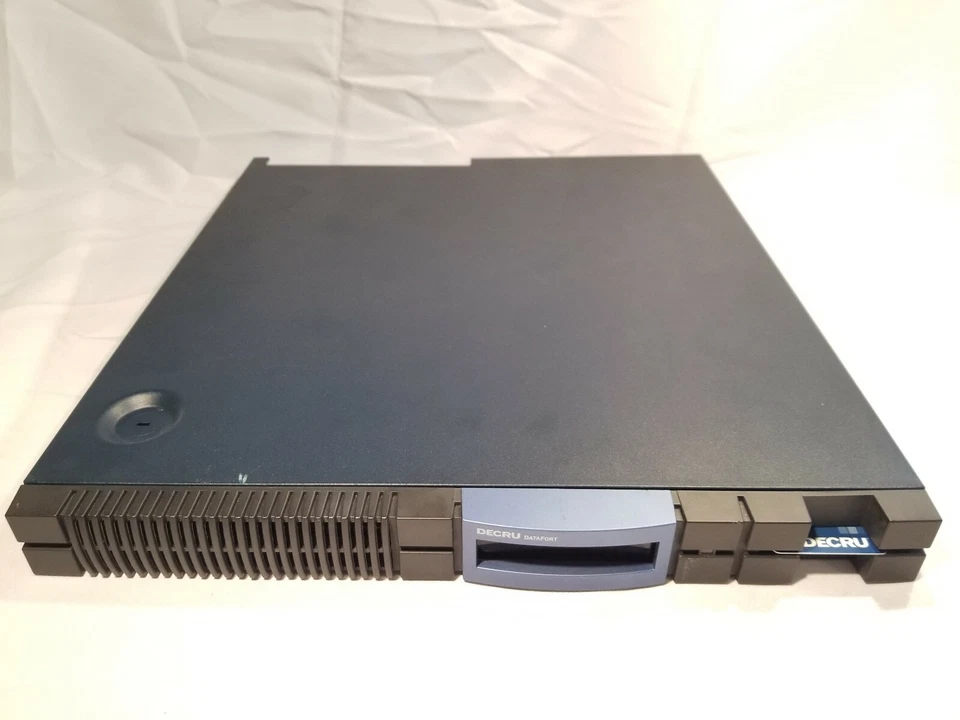 FC525v2 Decru DataFort Fibre Channel Encryption Security Storage System AES-256 - Image 2 of 4