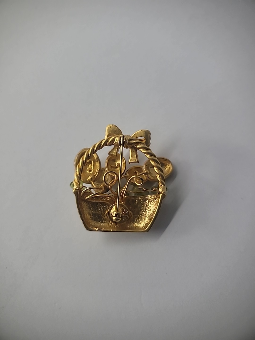 Vintage Brooch Pin Easter Backet Easter Eggs Gold… - image 13