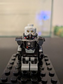 LEGO Star Wars Darth Malgus Minifigure 9500 (small Mark On Cape)