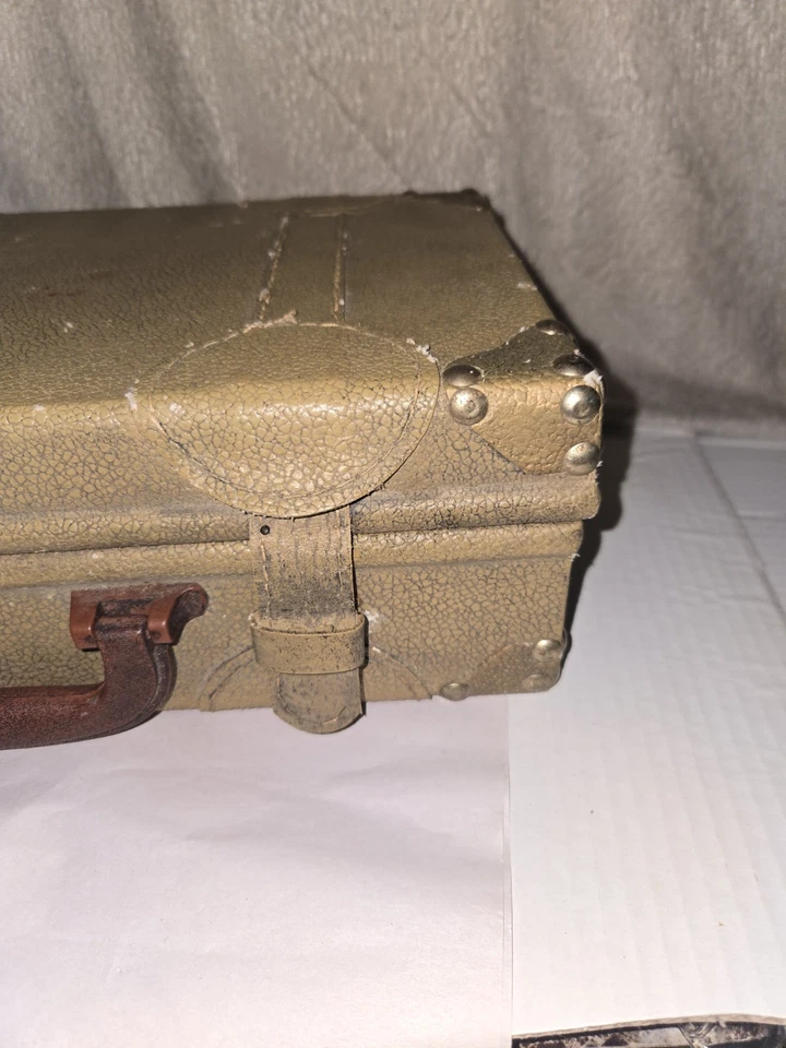 Estojo de trem pequeno vintage - Imagem 2 de 4