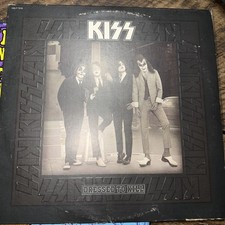 KISS Dressed To Kill Vinyl LP Casablanca records NBLP 7016 1975 VG+