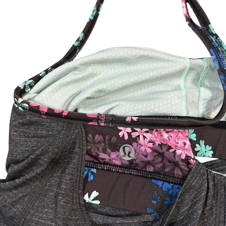 Camiseta sin mangas enrollable Lululemon 6 pétalos pop floral gris yoga Foto 3 de 4