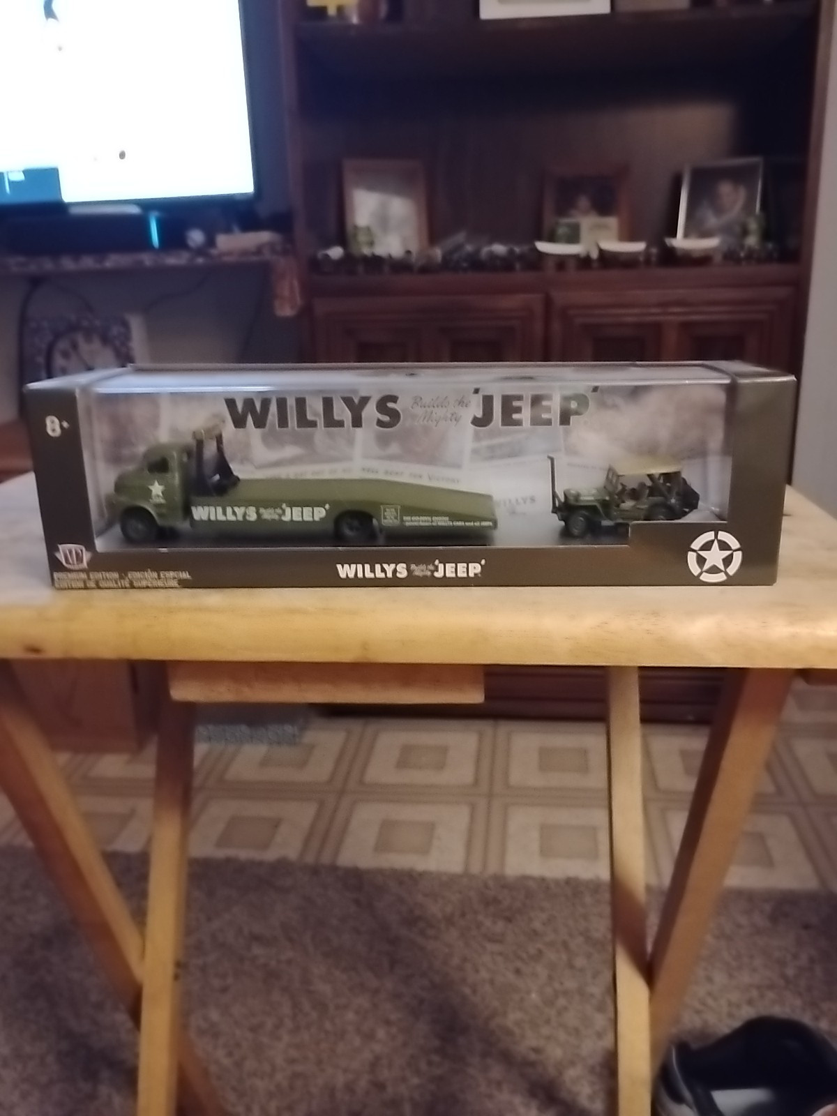 M2 Machines Auto-Haulers Willys 1958 Dodge COE & 1944 Jeep MB R39 1:64 Diecast