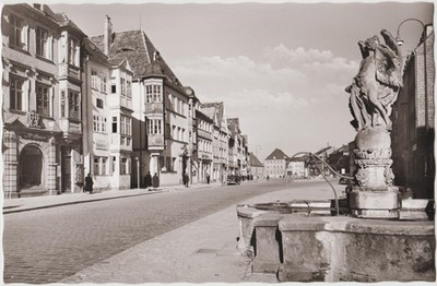 Bayreuth 1950er Marktplatz Fama-Brunnen Rathaus Auto Oldtimer  Ansichtskarte AK