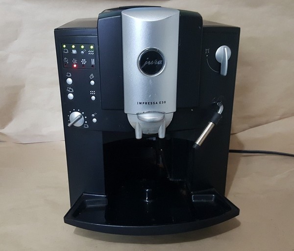 JURA Impressa E50 FullyAutomatic Espresso/Coffee Machine Black eBay