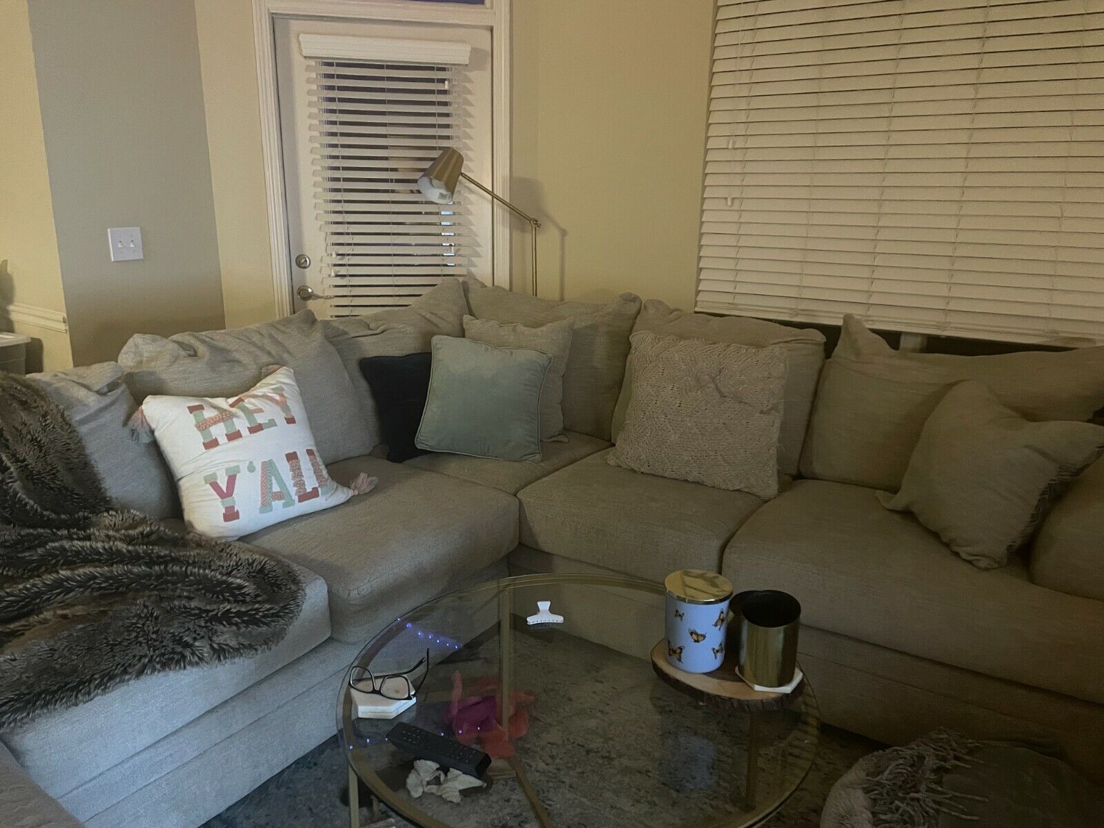 Rooms to Go, sectional w/queen size sleeper. Gently used, less than a year  old