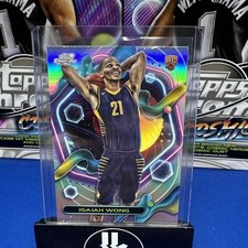 2023 Topps Chrome Cosmic Basketball Refractor Isaiah Wong RC #195
