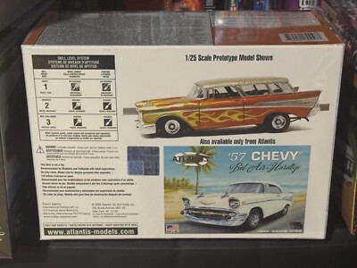 Atlantis 1/25 1957 Chevy Nomad 2-Door Station Wagon Model Kit