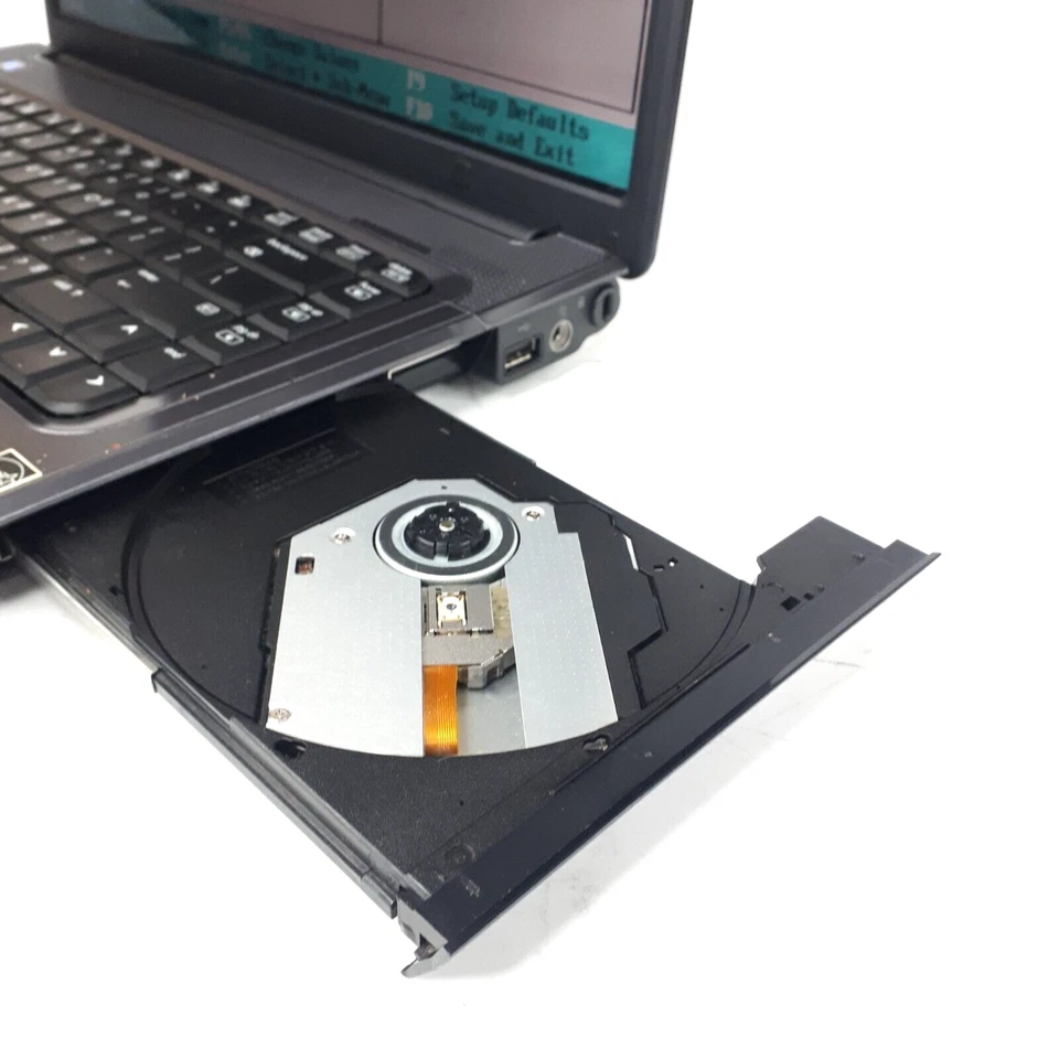 Compaq Presario F700 Laptop AMD Athlon 64 X2 4GB Boots/Bios No HDD/OS H2559 - Image 3 of 4