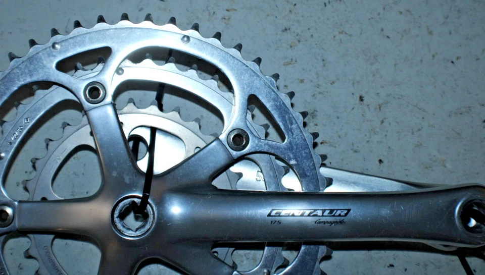 Juego de bielas para bicicleta de carretera Campagnolo Centaur BCD130 52/42/30t 175 mm ISO plateado Campy:) Foto 4 de 4