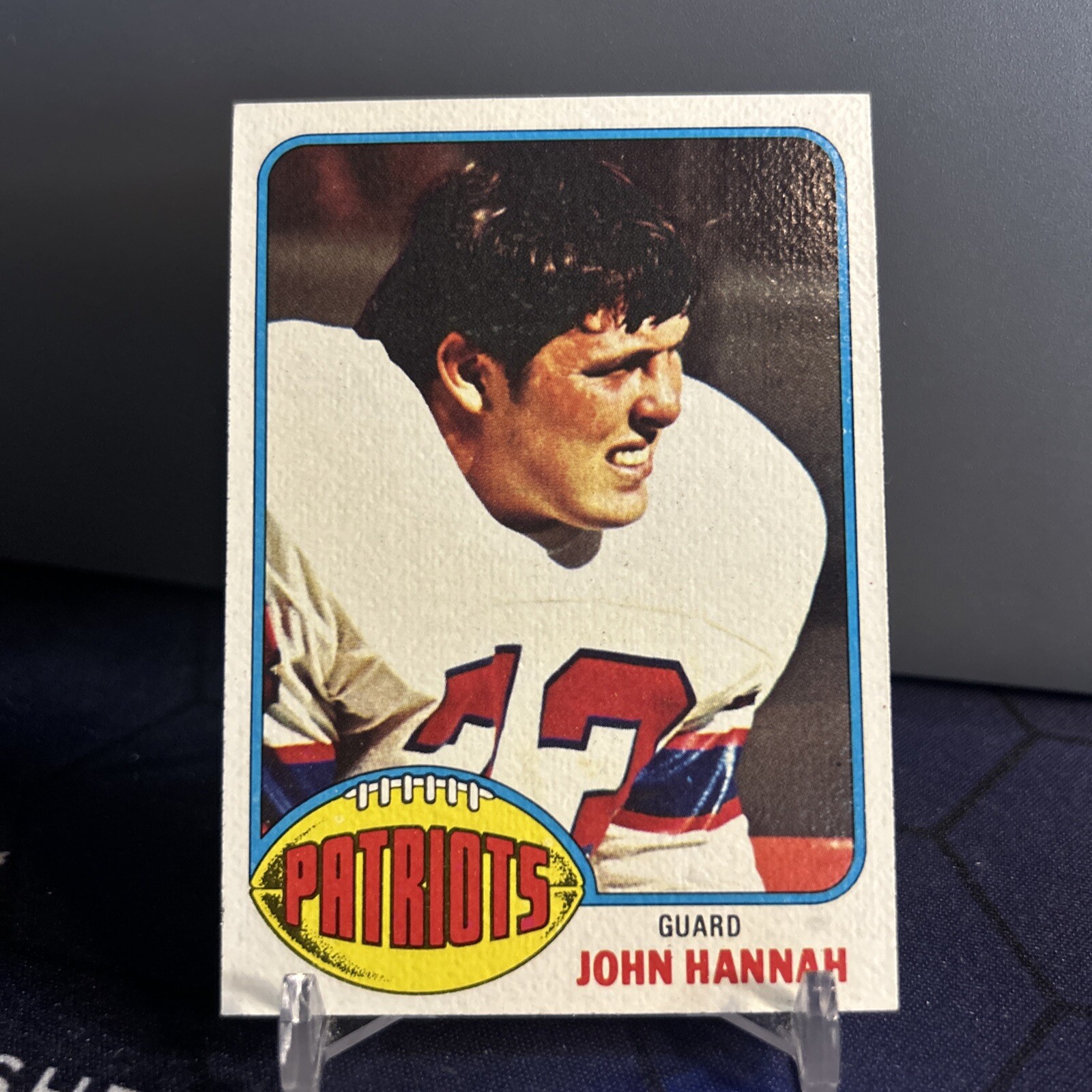 1976 Topps Football John Hannah New England Patriots #16