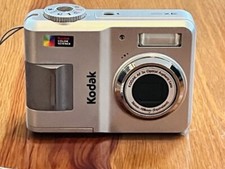 Kodak Easy Share C433 4.0MP Digital Camera - Silver KCFFK63600730 FOR PARTS