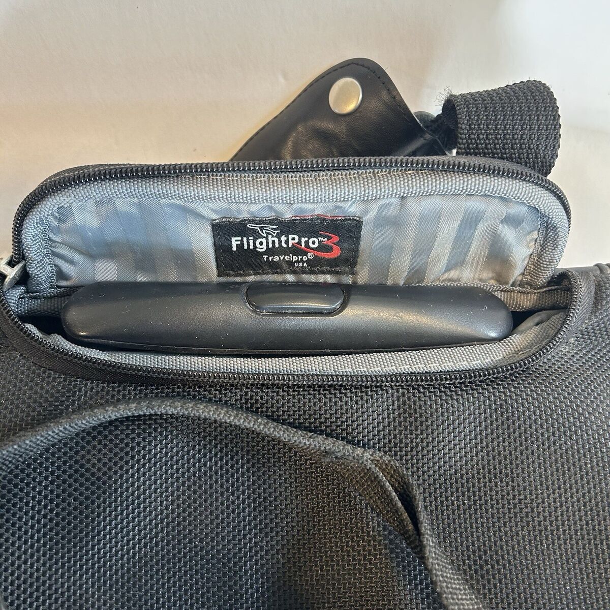 TRAVELPRO FlightPro Crew 16”x12”x 9” Soft side Carry-On Luggage, Black Pockets | eBay TRAVELPRO FlightPro Crew 16”x12”x 9” Soft side Carry-On Luggage, Black Pockets | eBay