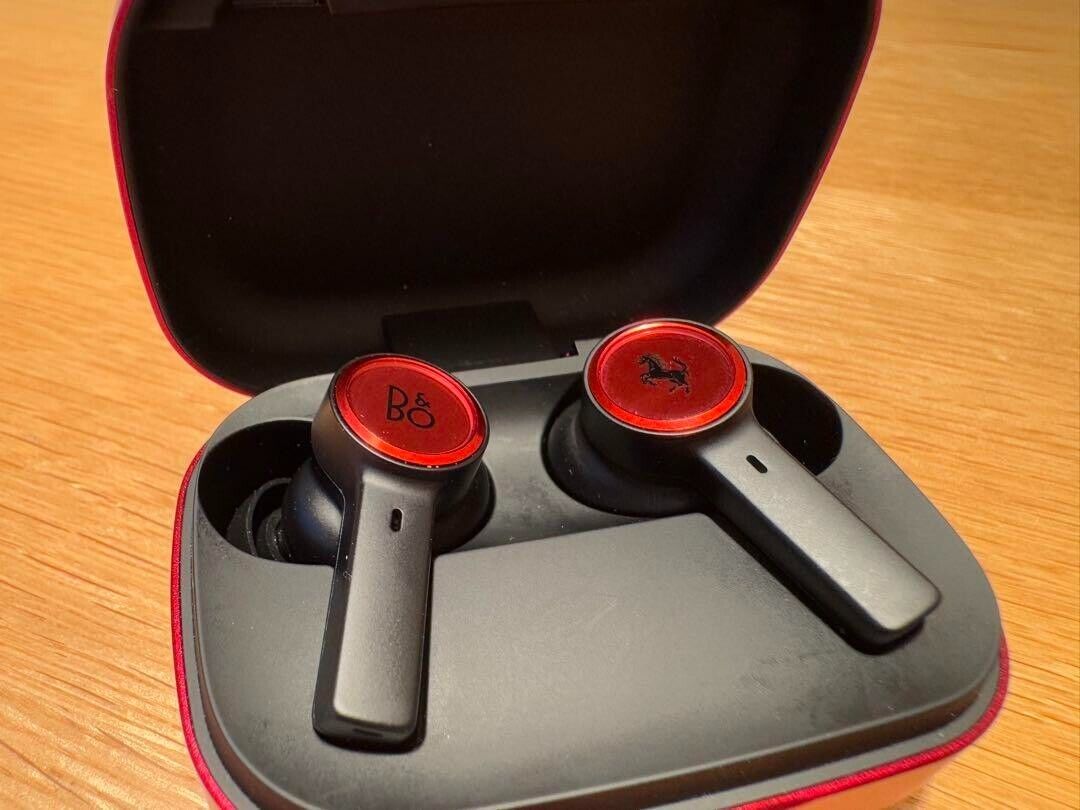 Bang & Olufsen Beoplay EX Ferrari Edition Wireless Earphones Bang & Olufsen Beoplay EX Ferrari Edition Wireless Earphones