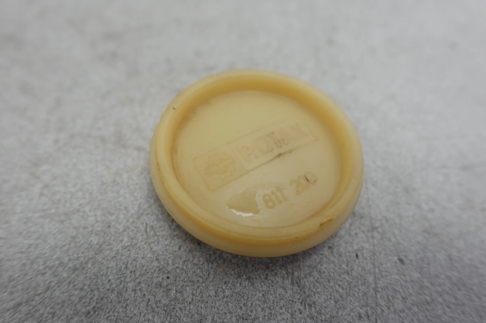 2000-2007 LRV RX GTX XP DI Sportster Sea-Doo OEM Balance Shaft Bearing Cap Cover