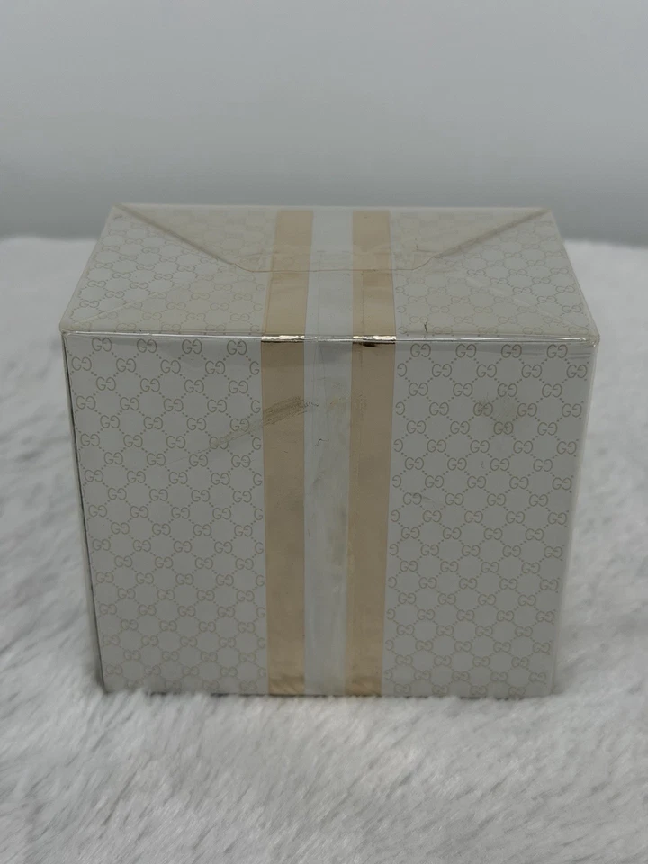 Gucci Première Eau de Toilette 75 ml / 2,5 oz para mujer - Caja sellada Foto 3 de 4