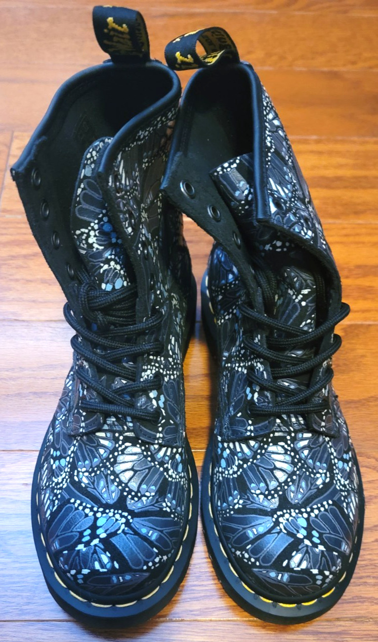 NEW Women's Doc Martens US 6 Butterfly Pattern Sinclair Designer Combat Boots thumbnail 2