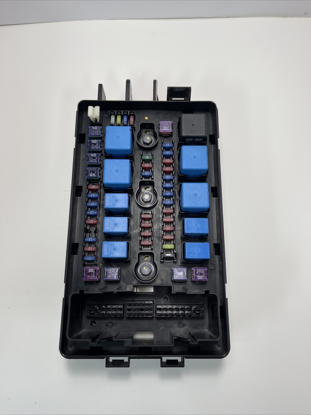 2009 - 2013 Hyundai Genesis Equus 4.6L Fuse Relay Distribution Box ...