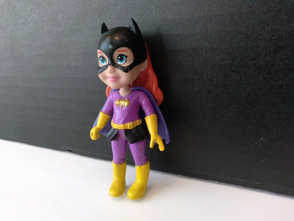 Mini Figura DC Mini Niño Super Mini Heroínas DC Hero Girls BATGIRL 3" Foto 3 de 4