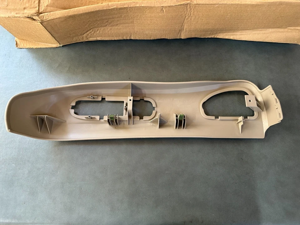 Ford OEM NOS 3W4Z-5462186-AAB Asiento de pasajero Tapicería Espresso 2003-2004 Lincoln LS Foto 4 de 4