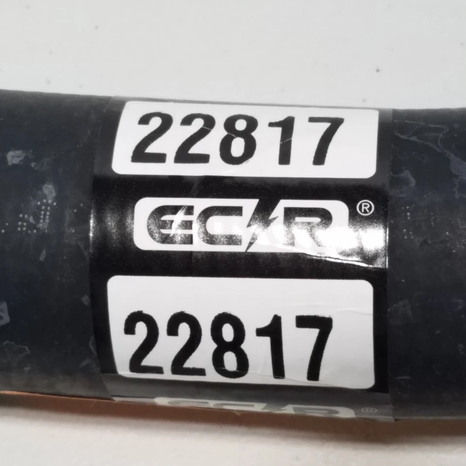 Manguera de radiador de refrigerante moldeada premium superior Gates 22817 para Volvo S60 2002-2009 Foto 4 de 4