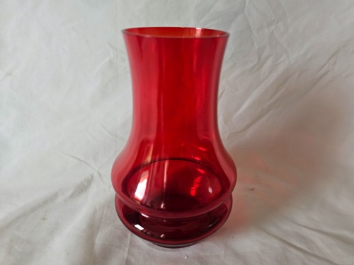 Scandinavian Riihimaki Tamara Aladin Finnish red glass vase, mid-century mod - Picture 2 of 11