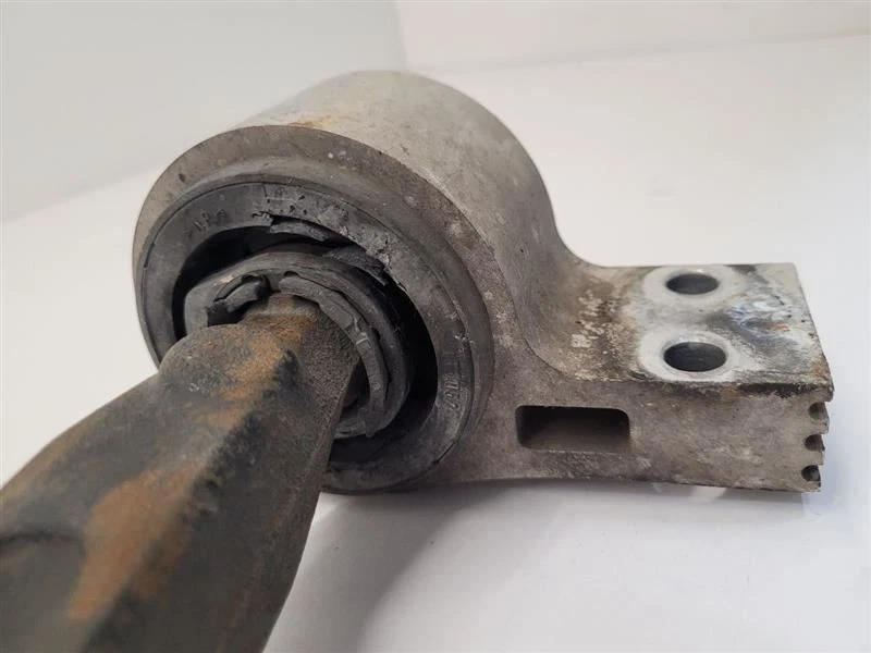 05-07 FORD FIVE HUNDRED Passenger Right Lower Control Arm Front RH 5F9Z3078BA    Foto 2 de 4