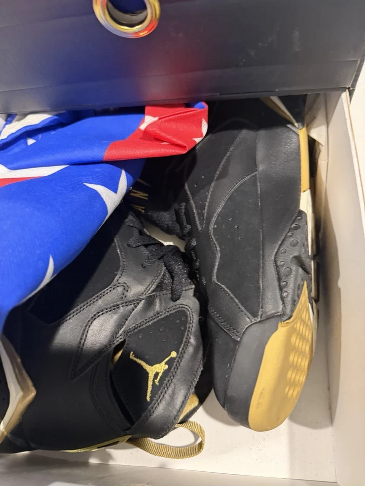 Talla 10.5- Air Jordan 7/6 Retro Golden Moments Pack Foto 4 de 4