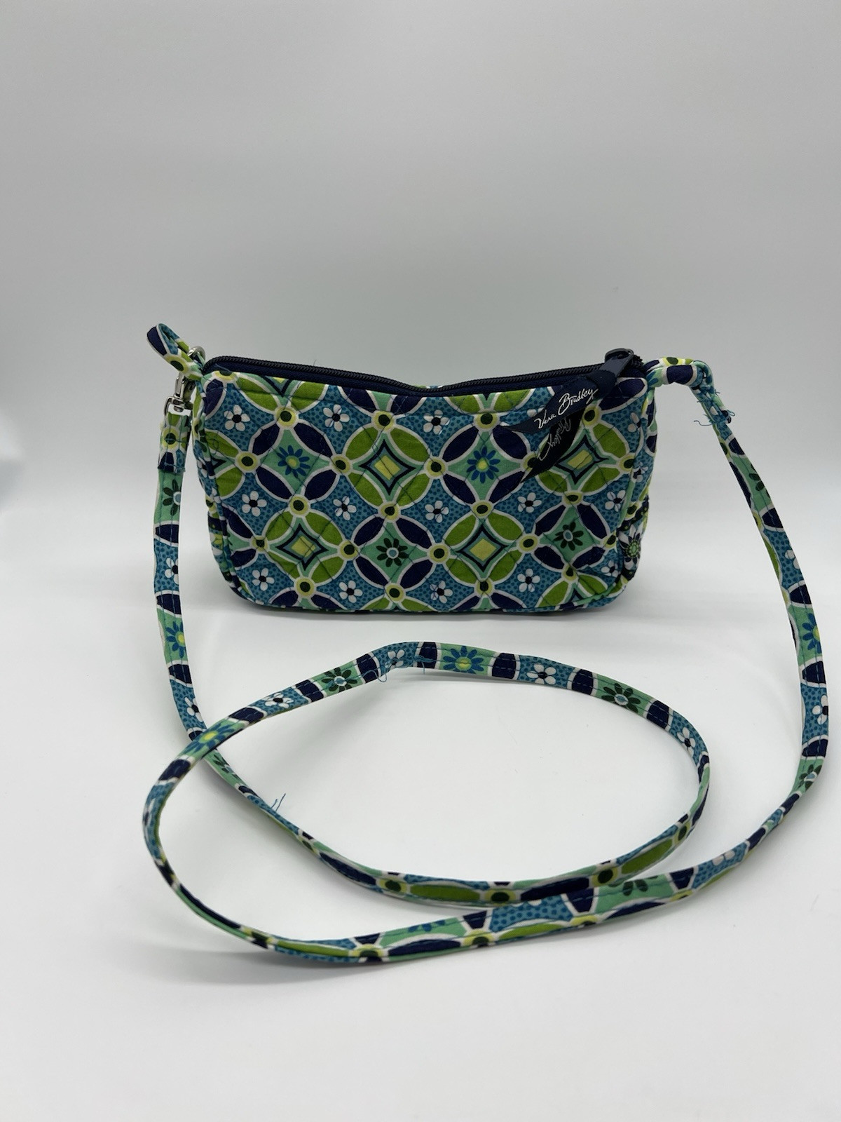 Vera Bradley Crossbody Daisy, Blue, green, white, Maggie retired pattern