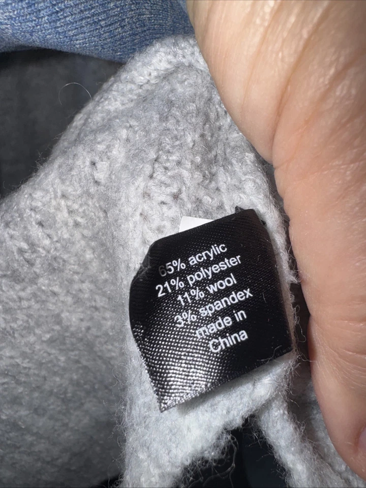 lane bryant 14 16 Gray Sweater Cowl Neck/flared Sleeves  - Image 4 of 4