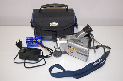 Sony Handycam DCR-TRV11E mini DV Camcorder -  PAL Videocamera