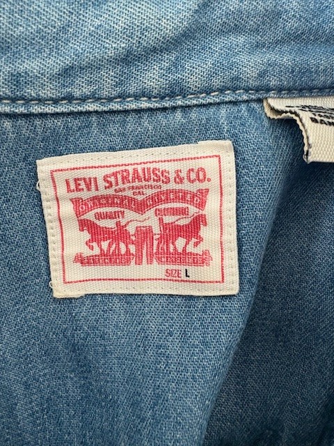 Levi's denim button down shirt - image 4