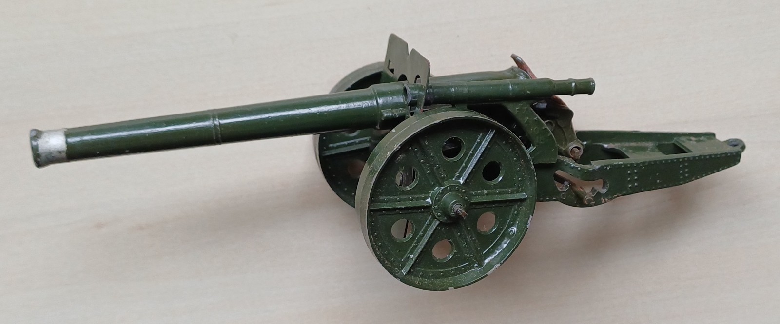 Britains 1264, 4.7 Naval Gun - Free Price Guide & Review