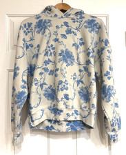 Abercrombie  Fitch Soft Cream/Blue Floral Hoodie Sweatshirt Size M