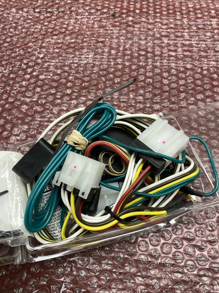 Cableado 4 planos personalizado de vehículo a remolque CURT 55353 para Nissan Pathfinder, camioneta Foto 2 de 4