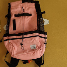 Dog carrier backpack Adjustable For Small Medium Dogs, Color Pink. New