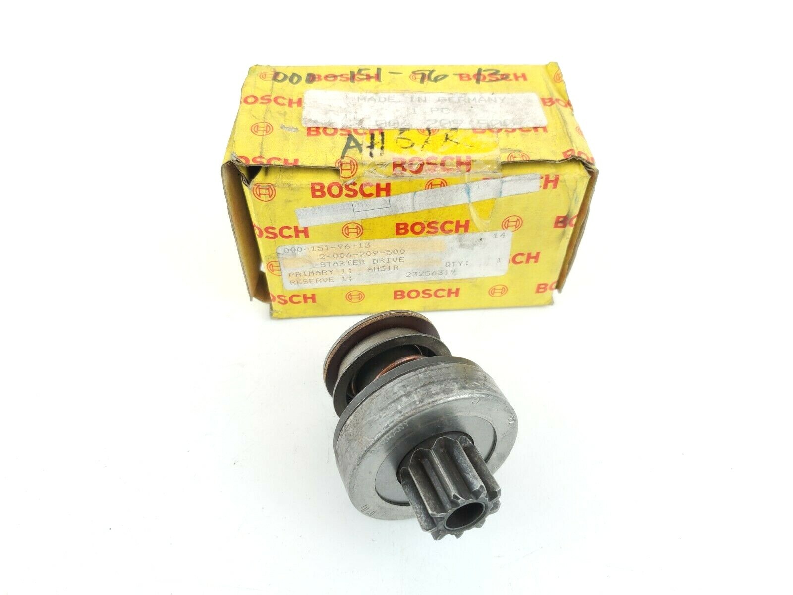 NOS Bosch Mercedes Starter Freewheel Gear W123 W115 T1 T2 W460 0001519613