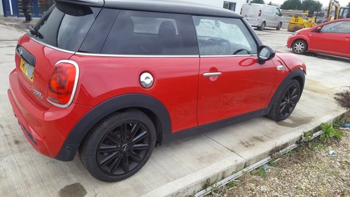 MINI Cooper S F56 2015 – A Classy Gift