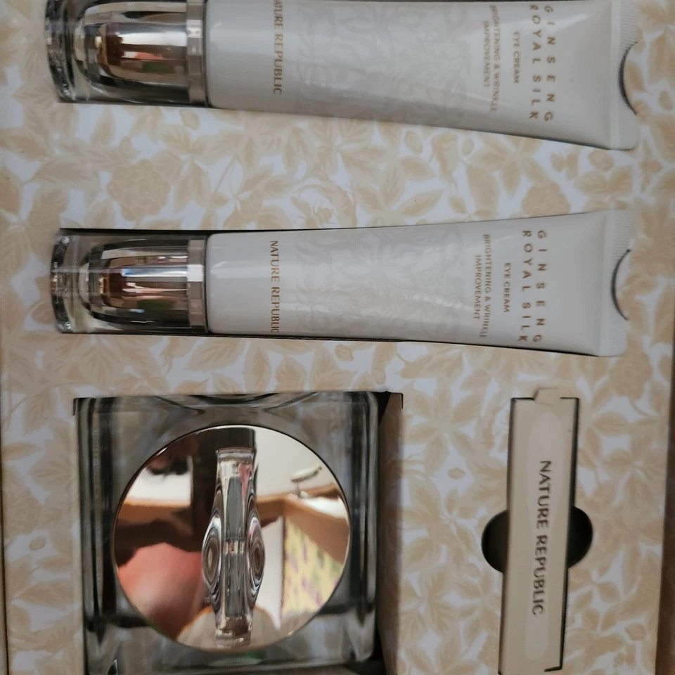Nature Republic Ginseng Royal Silk Watery Cream with Eye Cream Special Set - Image 2 of 4