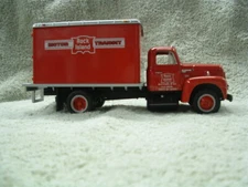 1957 INTERNATIONAL DRY GOODS VAN BOX TRUCK ROCK ISLAND MOTOR TRANSIT FIRST GEAR