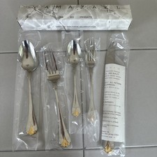 Yamazaki Cara 18/8 Gold Accent Five Piece Plate Setting