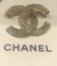CHANEL Double CC Logo Brooch Crystal Stone Pin Vintage Style Authentic 🧡