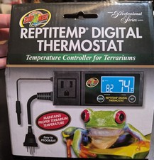 Zoo Med ZM37600 Digital Thermostat - Black