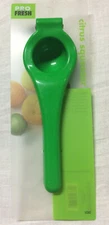 Pro Fresh  Citrus Lemon Lime Squeezer Manual GREEN 52382