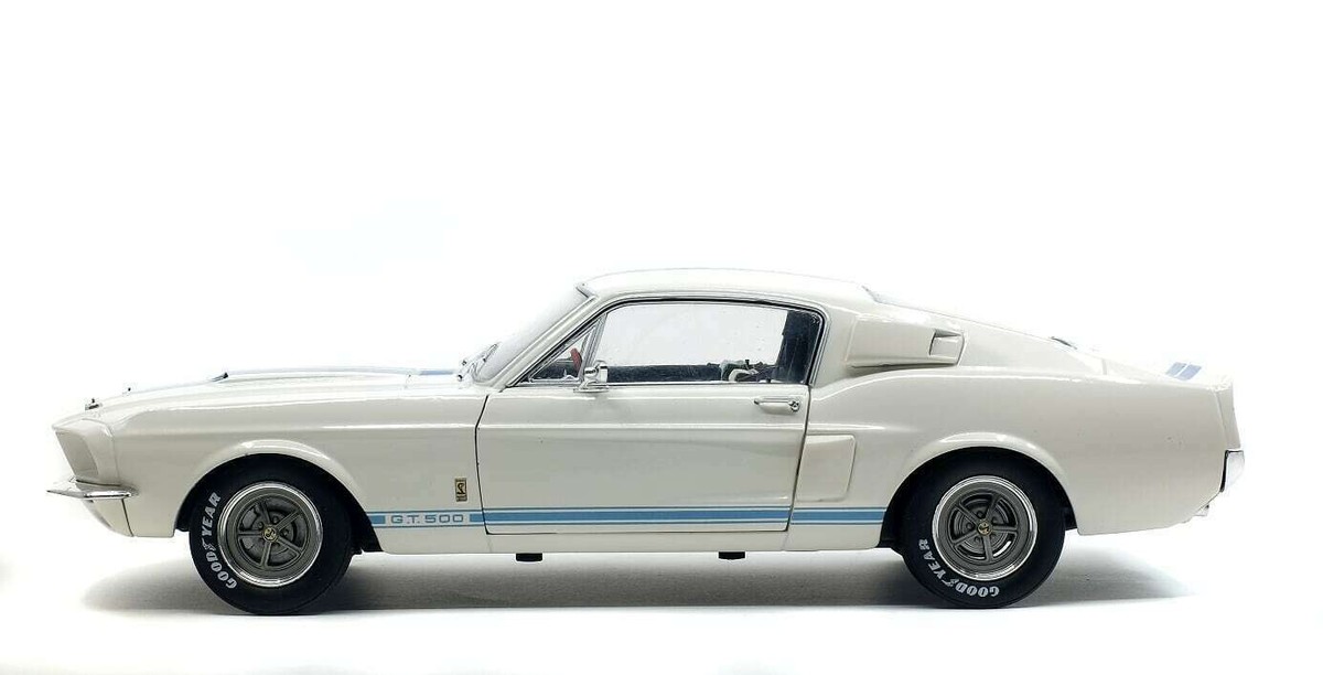Ford Mustang Shelby Gt500 1967 Wimbledon White 1/18 Solido