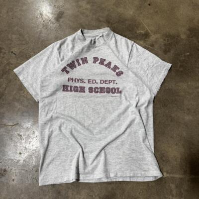 90s Twin Peaks show promo Sport Gray T shirt Heavy cotton 90s Twin Peaks show promo Sport Gray T shirt Heavy cotton