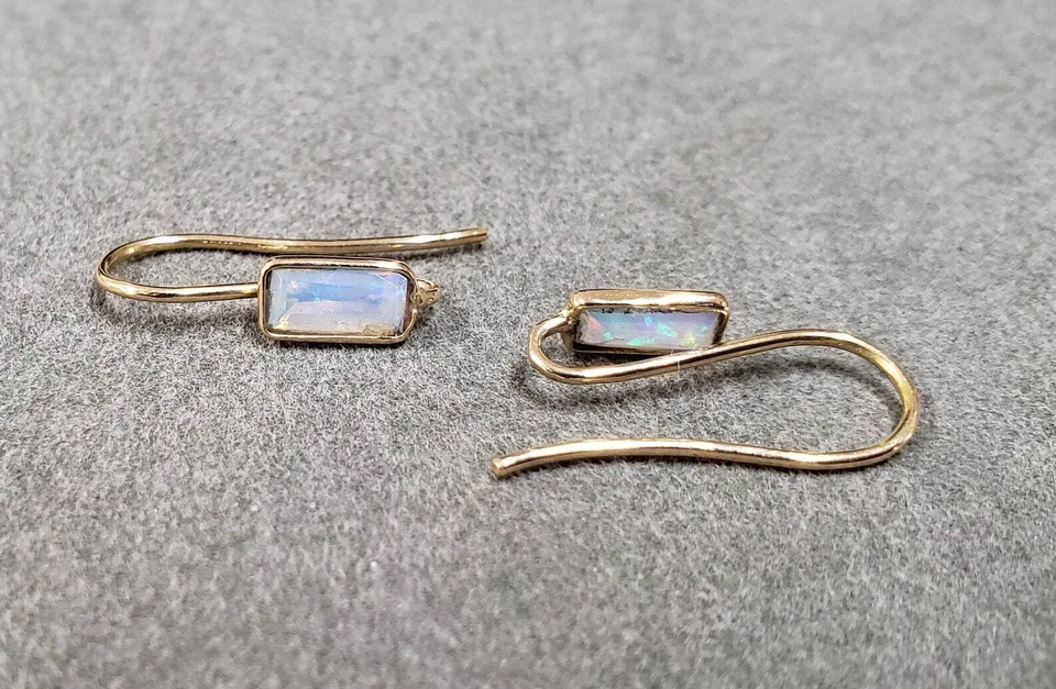 Pendientes de oro macizo de 18k ópalo etíope hechos a mano con espiga de oreja gancho pendiente Foto 3 de 4
