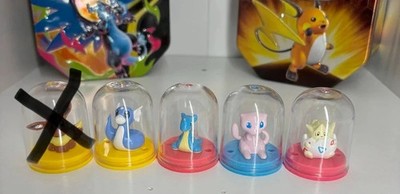 Pokemon Vintage Mini Figuren 4 Stück Mew Lapras Dratini Togepi Display Domes