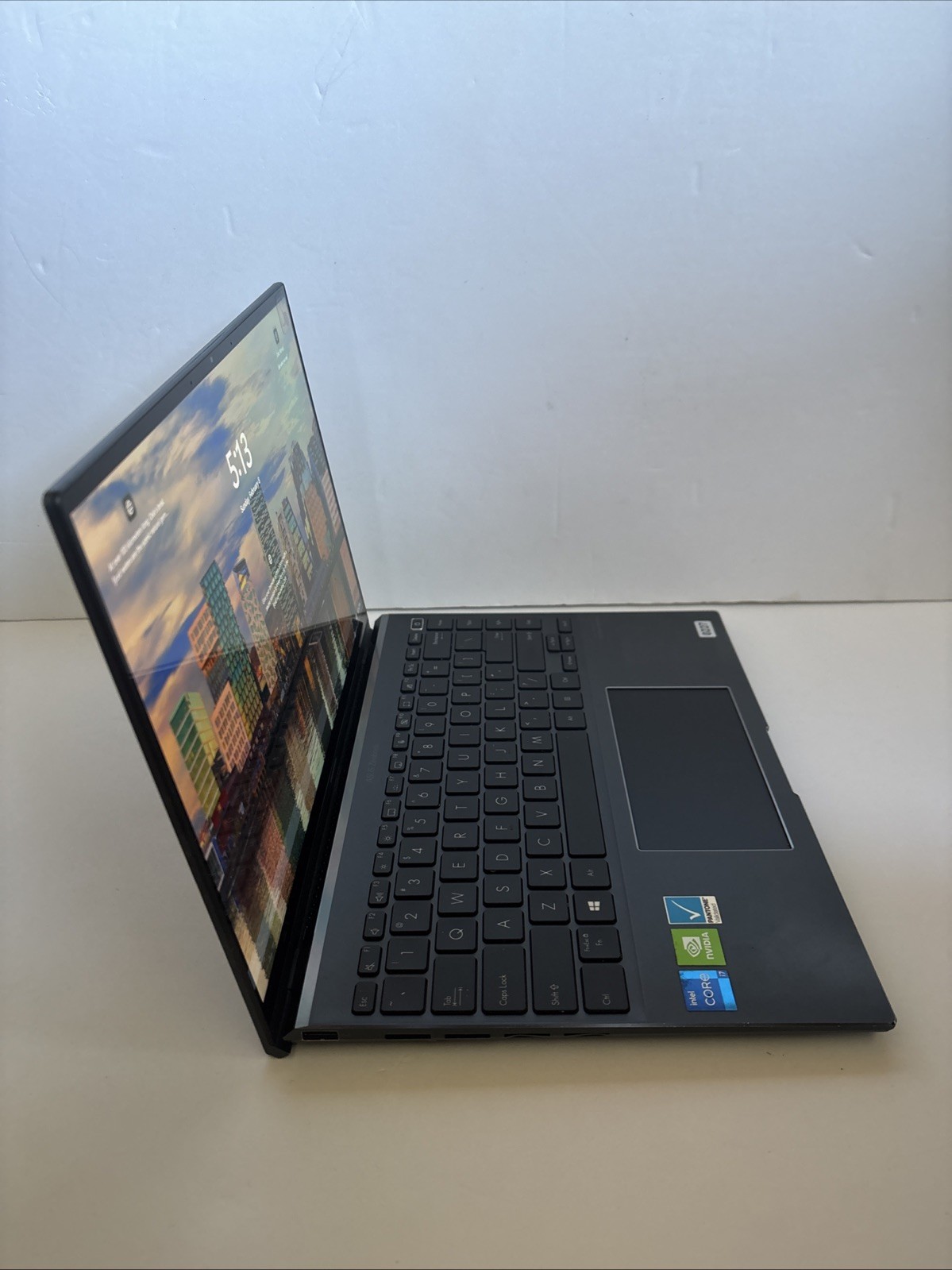 ASUS ZenBook UX5400EG, 14-Inch Laptop, with Core i7, 512 GB SSD (Solid State Drive), Windows 11 Pro