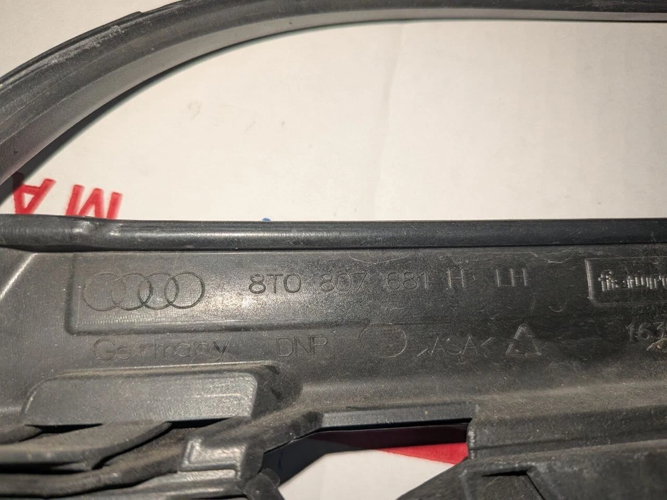 Оригинальная передняя нижняя решетка левая для Audi A5 2013 2014 2015 2016 годов выпуска 8T0807681H - Изображение 2 из 4